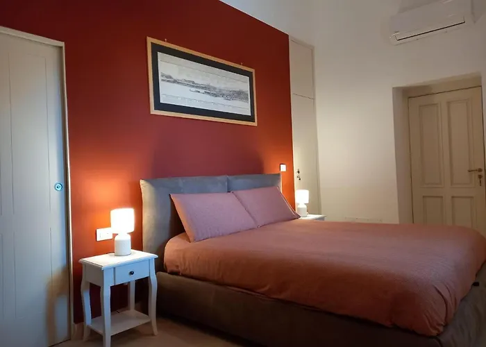 ベッド・アンド・ブレックファスト Le Petit Palais -