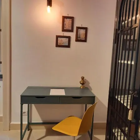 Le Petit Palais - 4* Napoli