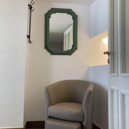 Le Petit Palais - Bed & Breakfast 4*