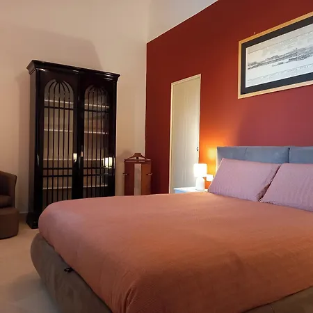 Le Petit Palais - Napoli