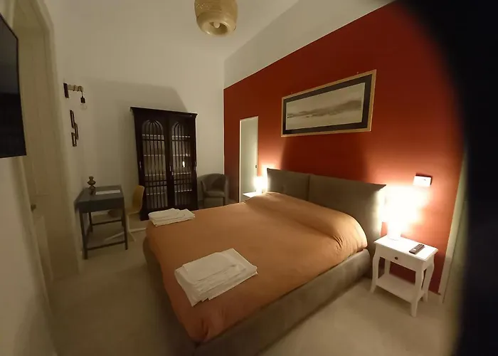 ベッド・アンド・ブレックファスト Le Petit Palais - ナポリ