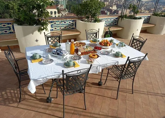 Le Petit Palais - 4* ナポリ