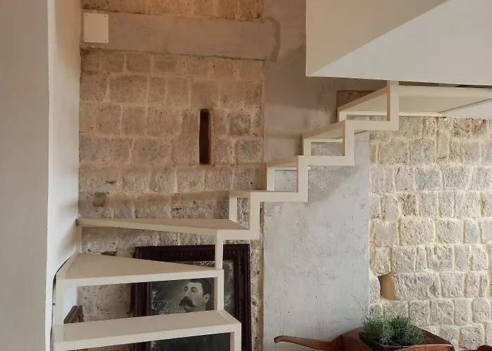 Le Petit Palais - 4* ナポリ