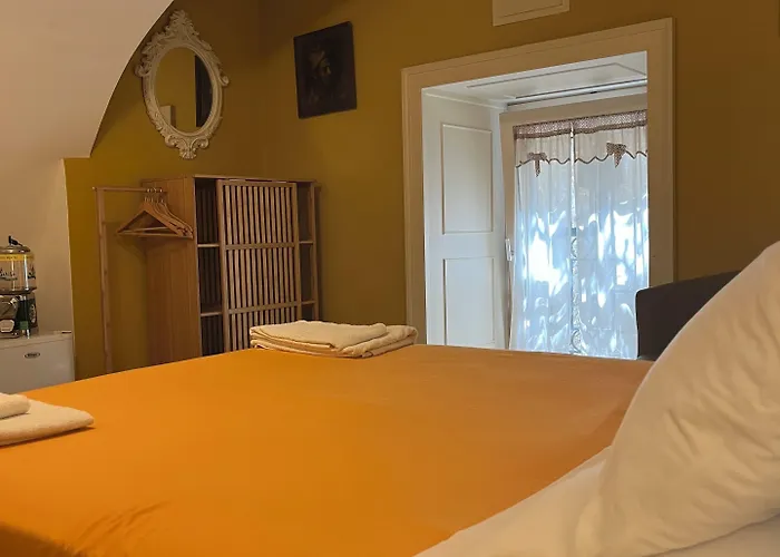 ベッド・アンド・ブレックファスト Le Petit Palais - ナポリ